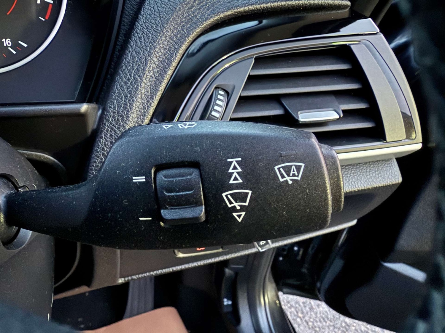 Used BMW 2 Series 2015 for sale - 77136399: Photo 52