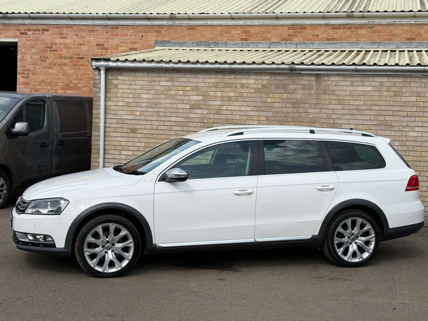 Used Volkswagen Passat 2014 for sale - 76277533: Photo 22