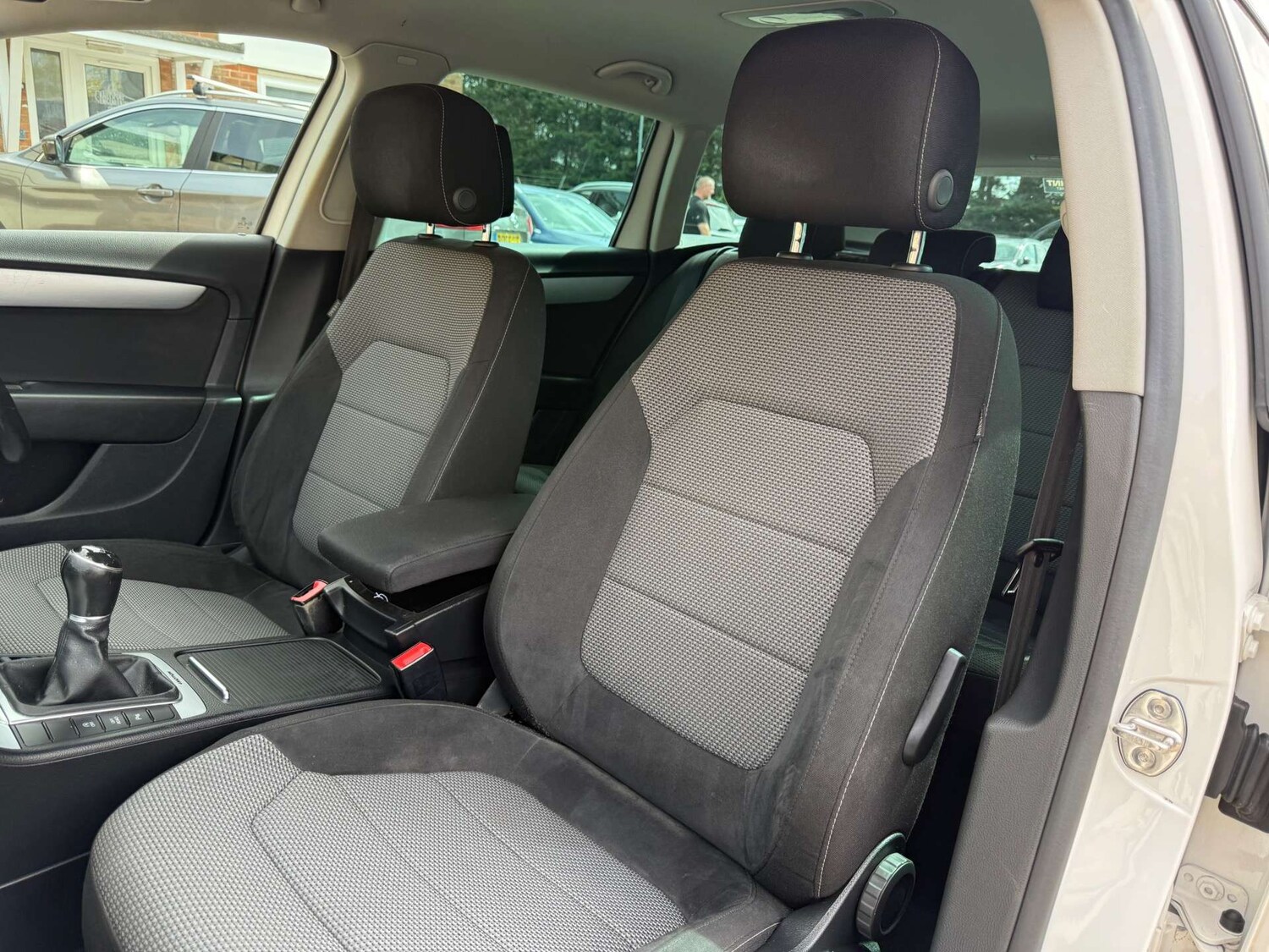 Used Volkswagen Passat 2014 for sale - 76277533: Photo 27