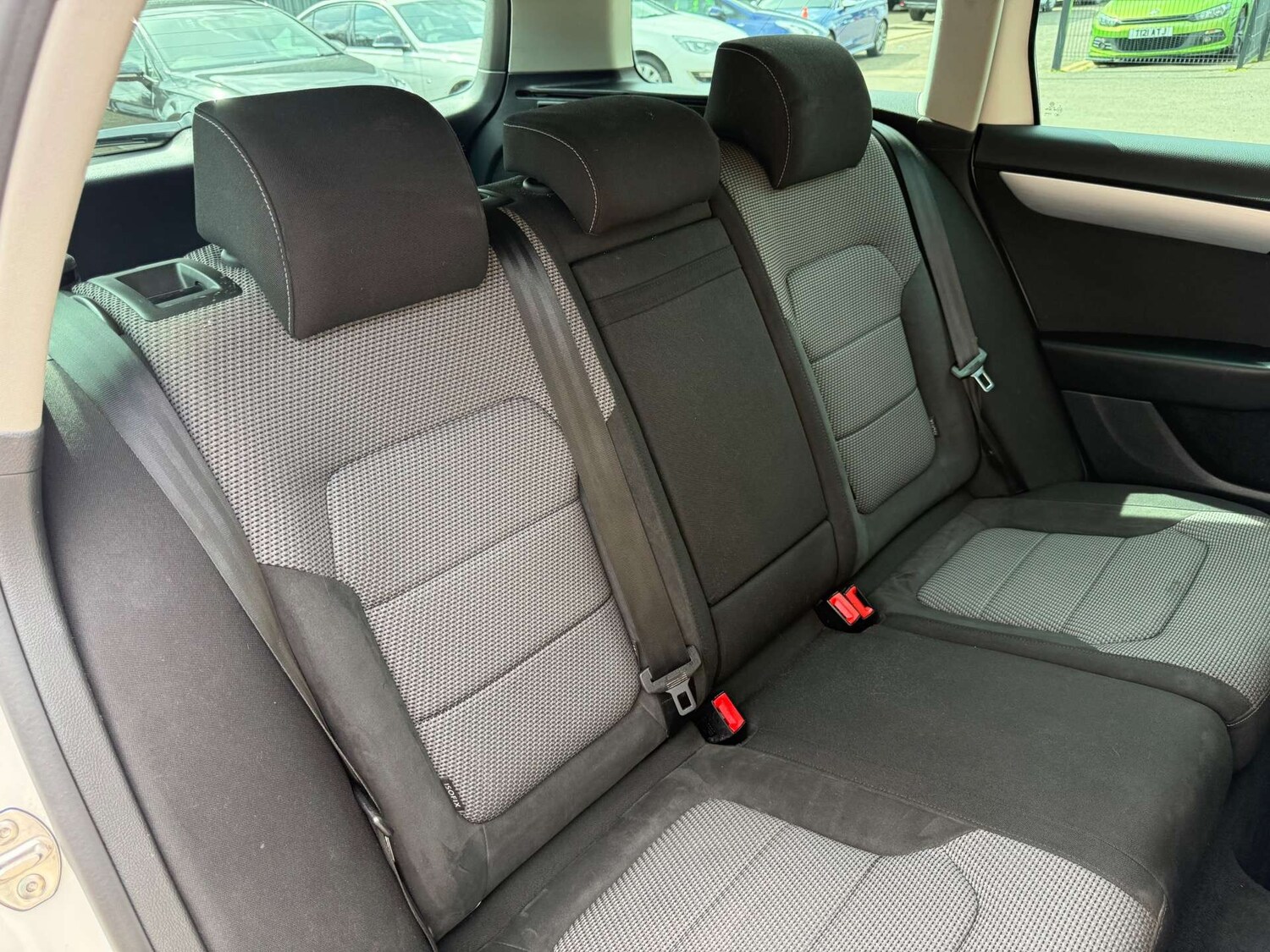 Used Volkswagen Passat 2014 for sale - 76277533: Photo 32