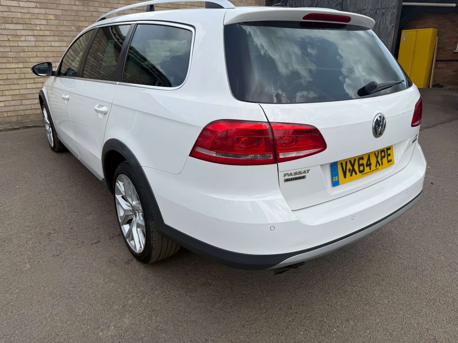 Used Volkswagen Passat 2014 for sale - 76277533: Photo 87