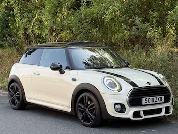 Used MINI Hatch 2018 for sale - 79007368: Photo