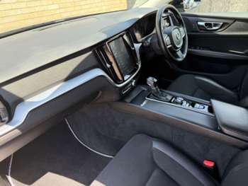 Used Volvo V60 2018 for sale - 75080549: Photo