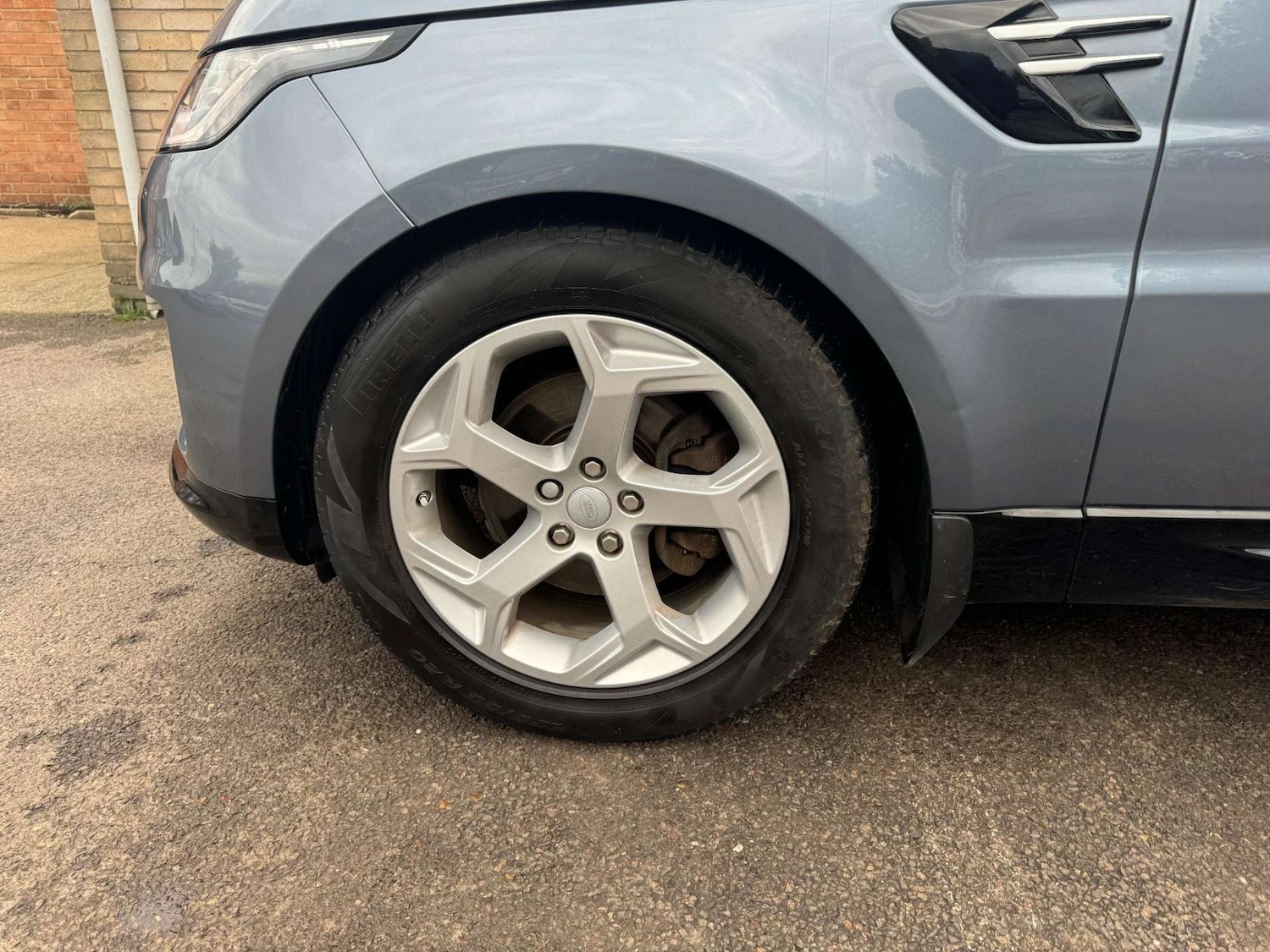 Used Land Rover Range Rover Sport 2018 for sale - 76934119: Photo 15