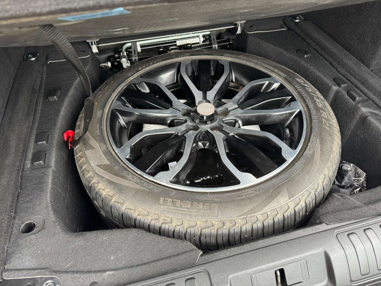 Used Land Rover Range Rover Sport 2018 for sale - 76934119: Photo 33