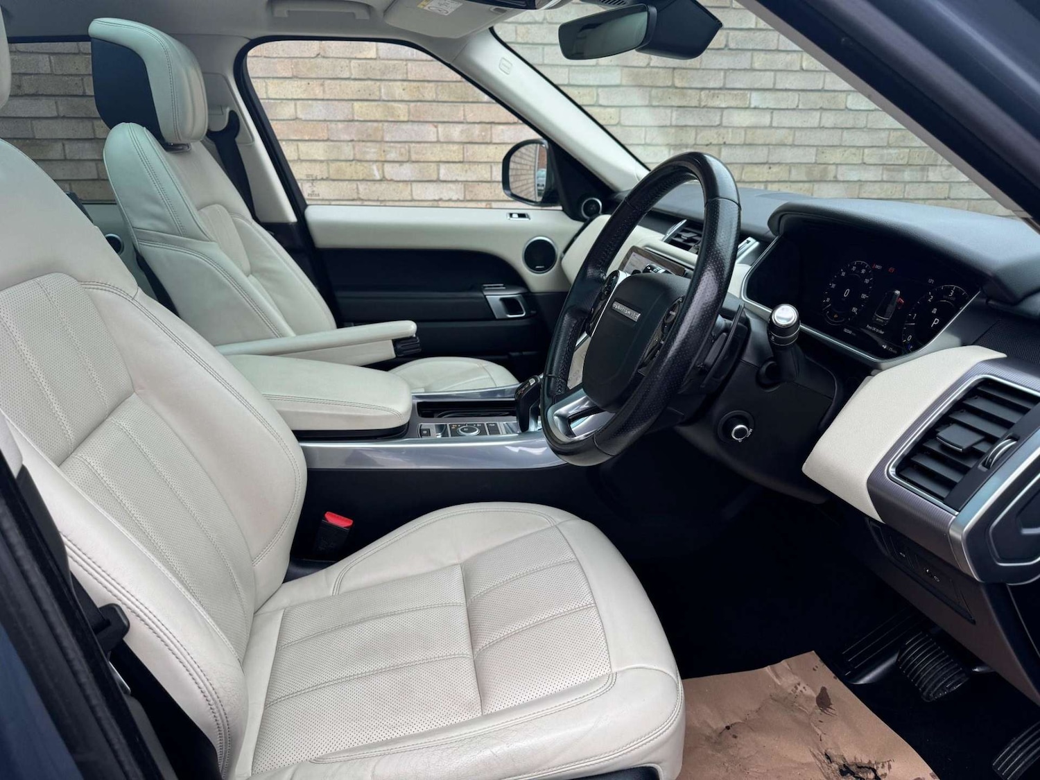 Used Land Rover Range Rover Sport 2018 for sale - 76934119: Photo 42