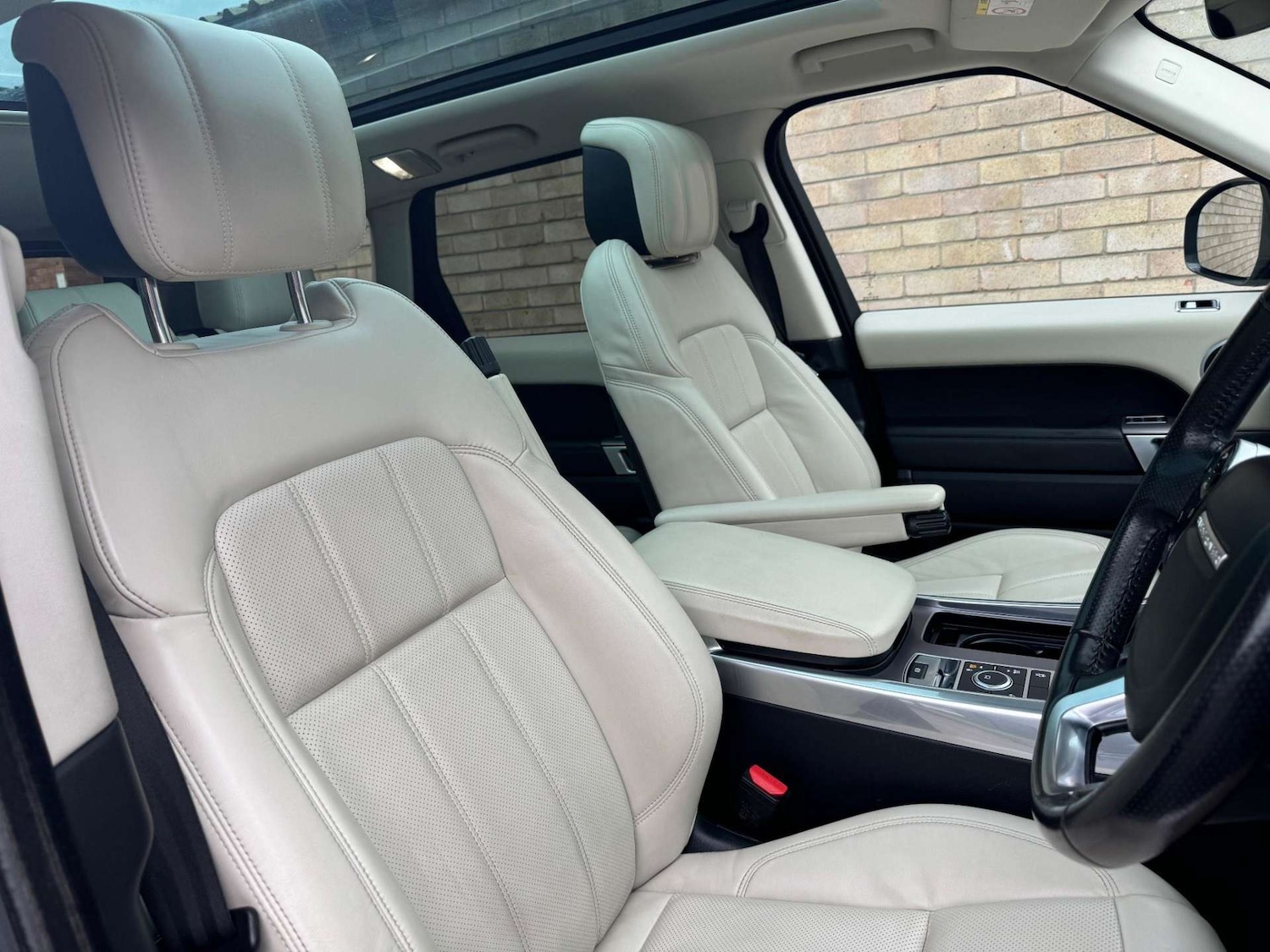 Used Land Rover Range Rover Sport 2018 for sale - 76934119: Photo 44