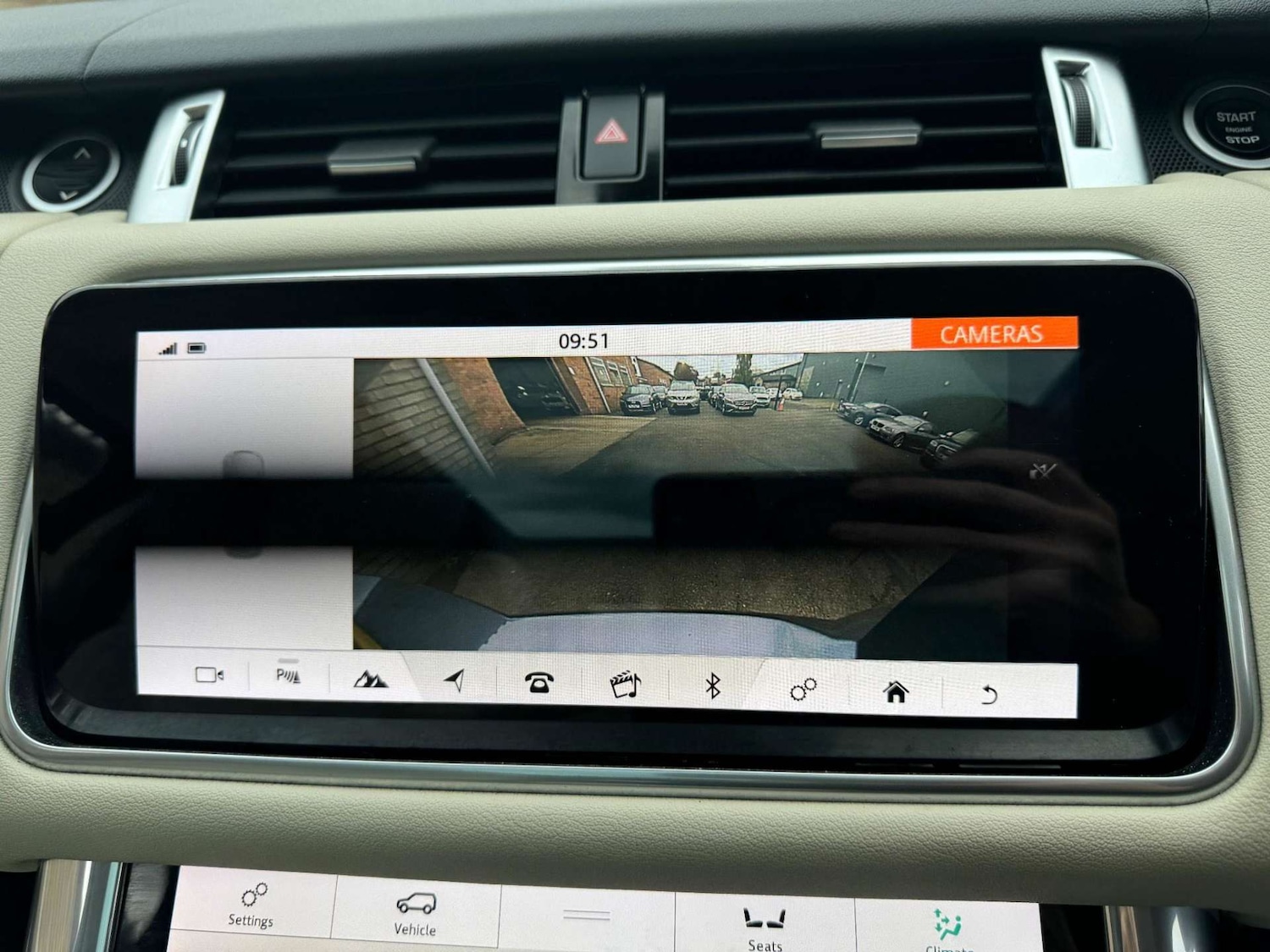 Used Land Rover Range Rover Sport 2018 for sale - 76934119: Photo 59