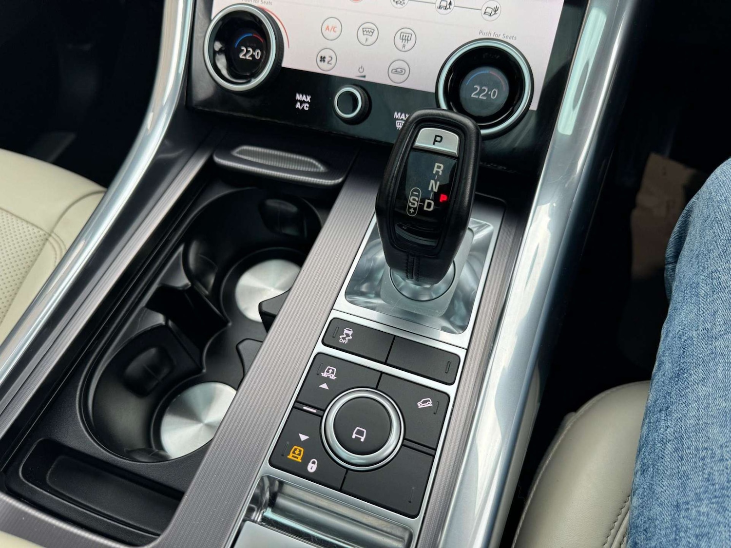 Used Land Rover Range Rover Sport 2018 for sale - 76934119: Photo 67