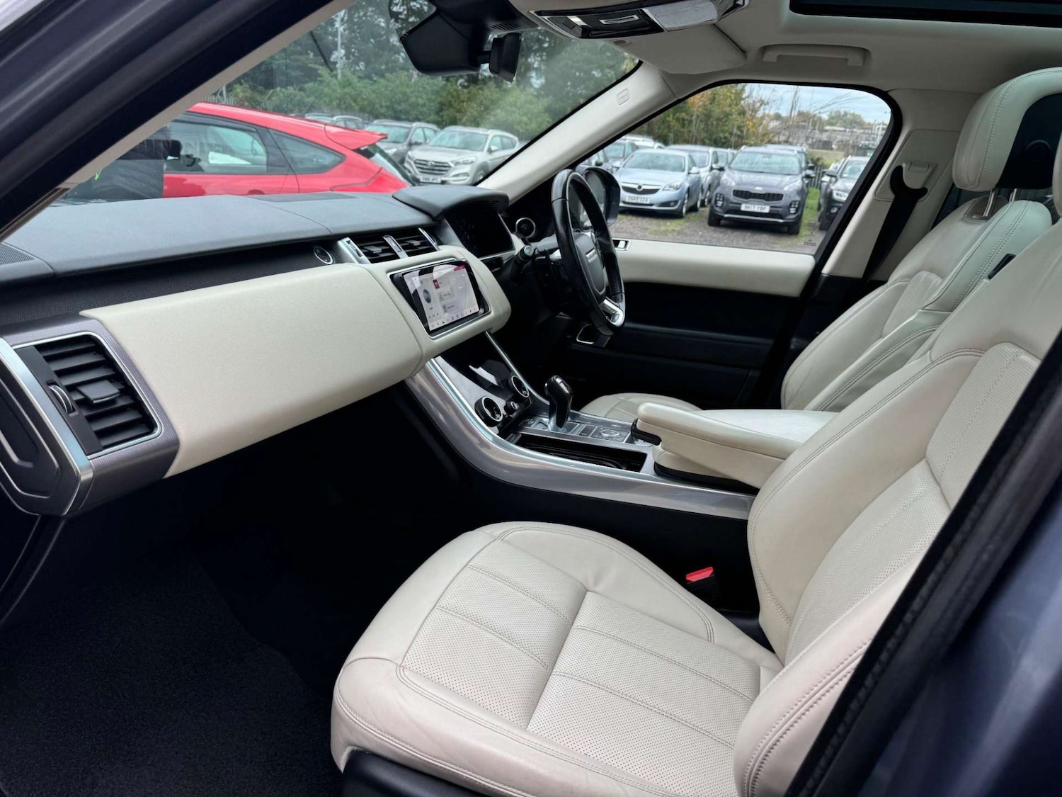 Used Land Rover Range Rover Sport 2018 for sale - 76934119: Photo 75