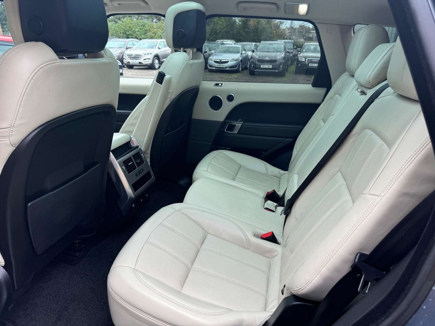 Used Land Rover Range Rover Sport 2018 for sale - 76934119: Photo 81