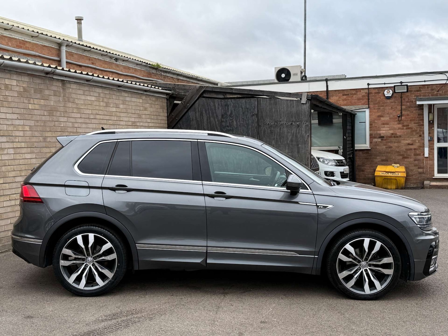 Used Volkswagen Tiguan 2017 for sale - 76255884: Photo 34
