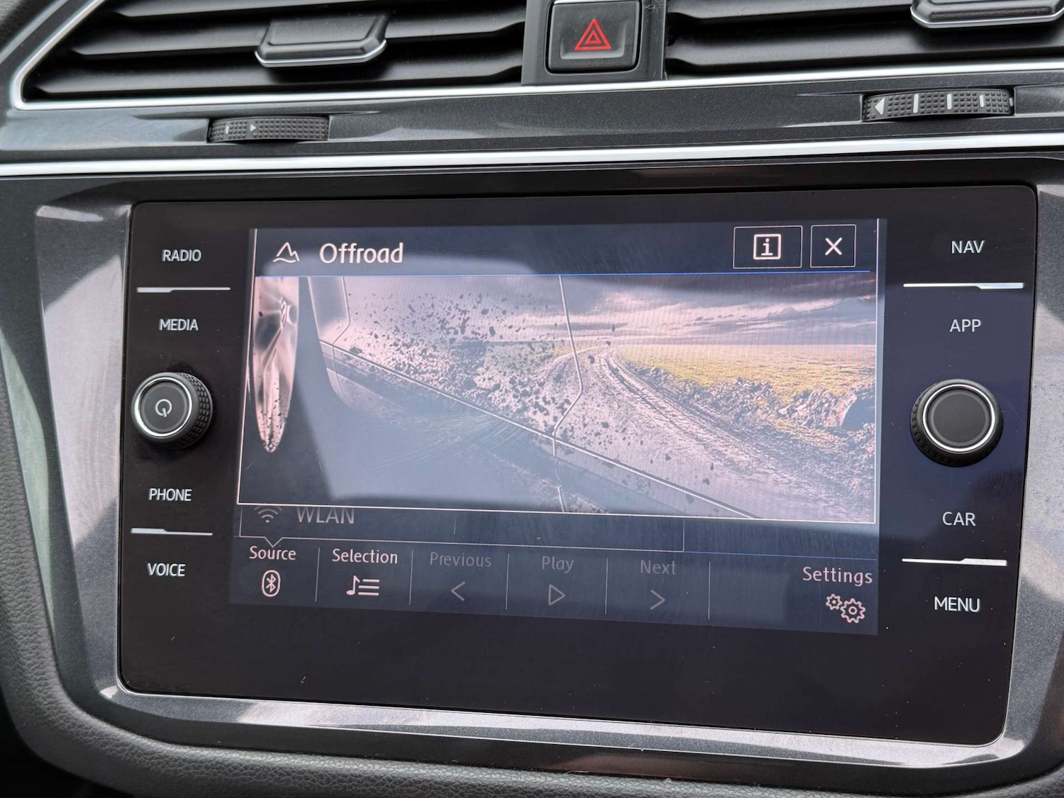 Used Volkswagen Tiguan 2017 for sale - 76255884: Photo 63