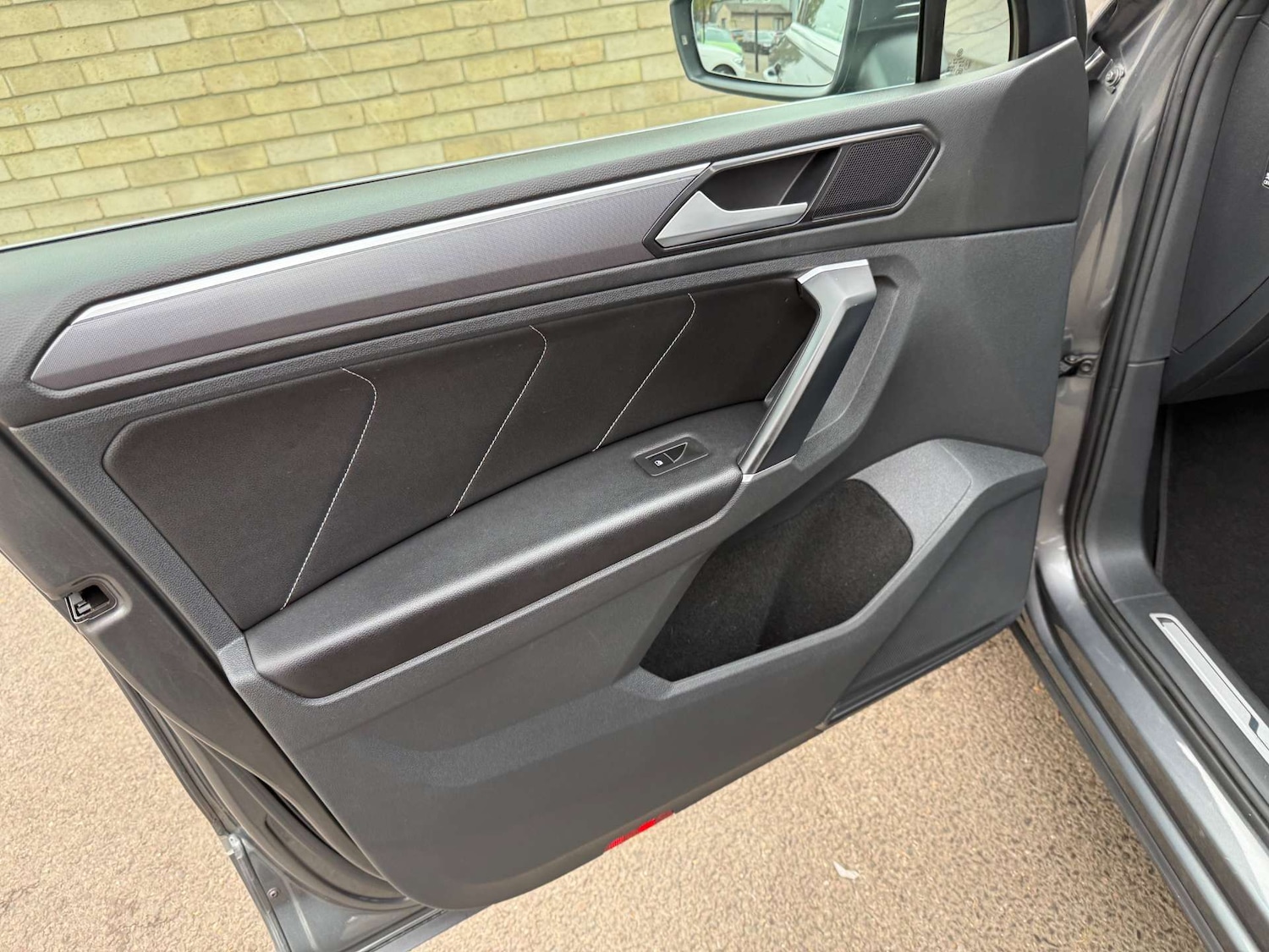 Used Volkswagen Tiguan 2017 for sale - 76255884: Photo 65