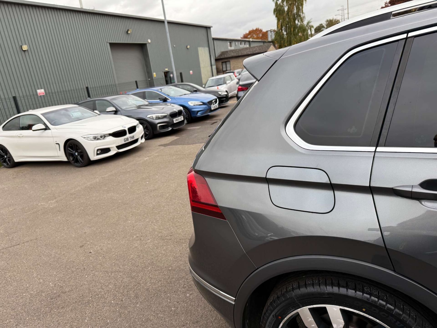 Used Volkswagen Tiguan 2017 for sale - 76255884: Photo 76