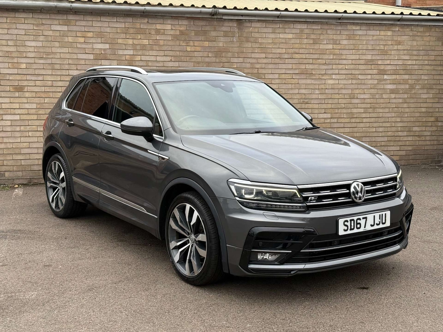 Used Volkswagen Tiguan 2017 for sale - 76255884: Photo 8