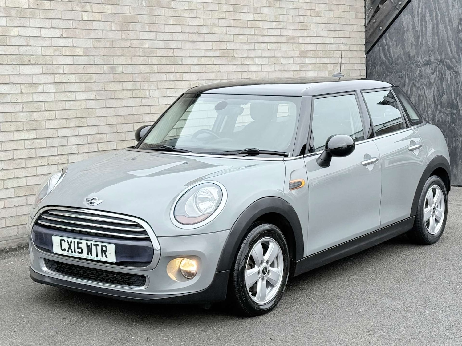 Used MINI Hatch 2015 for sale - 76921254: Photo 1