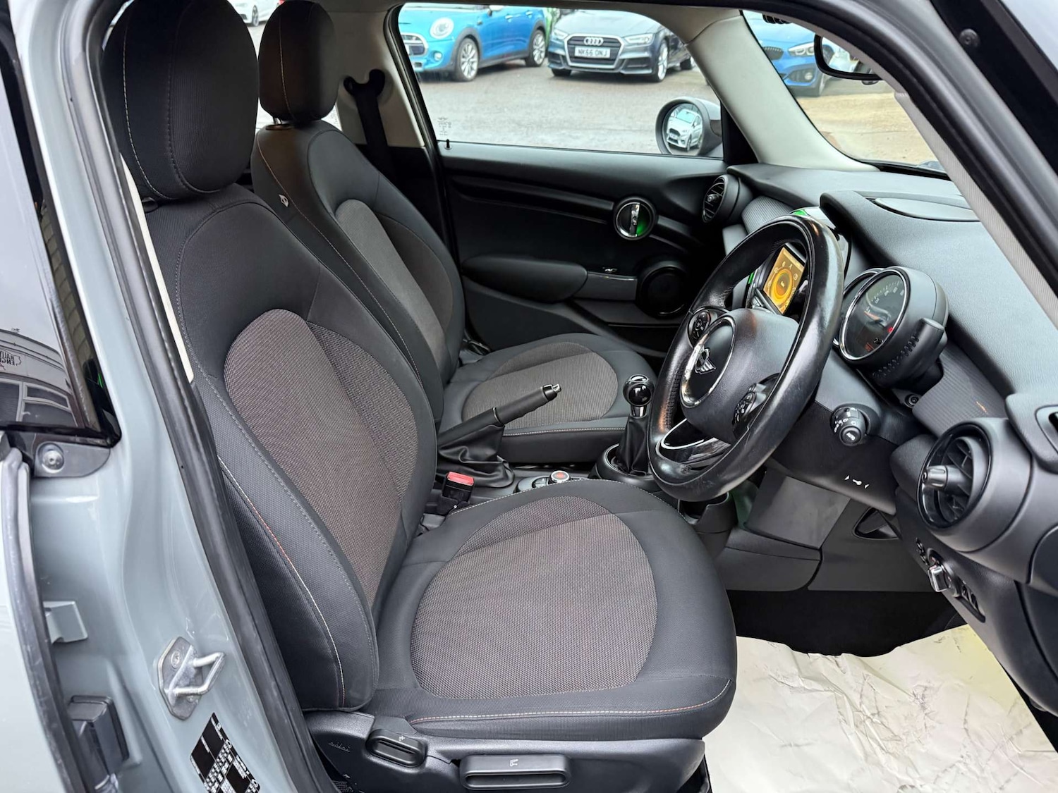 Used MINI Hatch 2015 for sale - 76921254: Photo 12