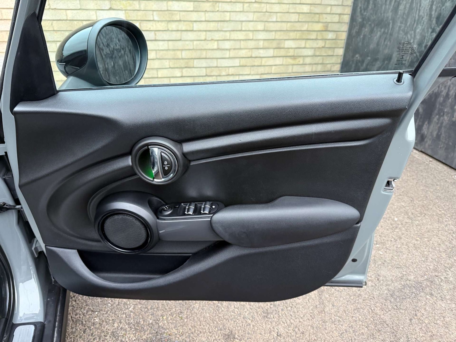 Used MINI Hatch 2015 for sale - 76921254: Photo 37