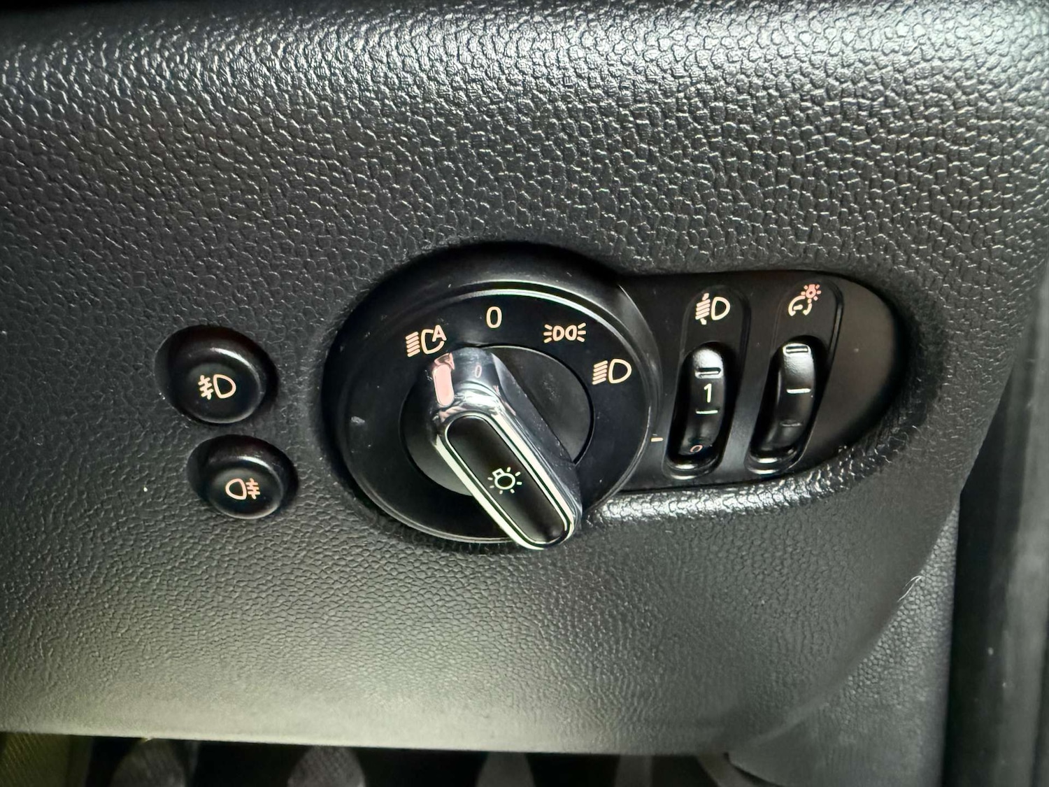 Used MINI Hatch 2015 for sale - 76921254: Photo 38