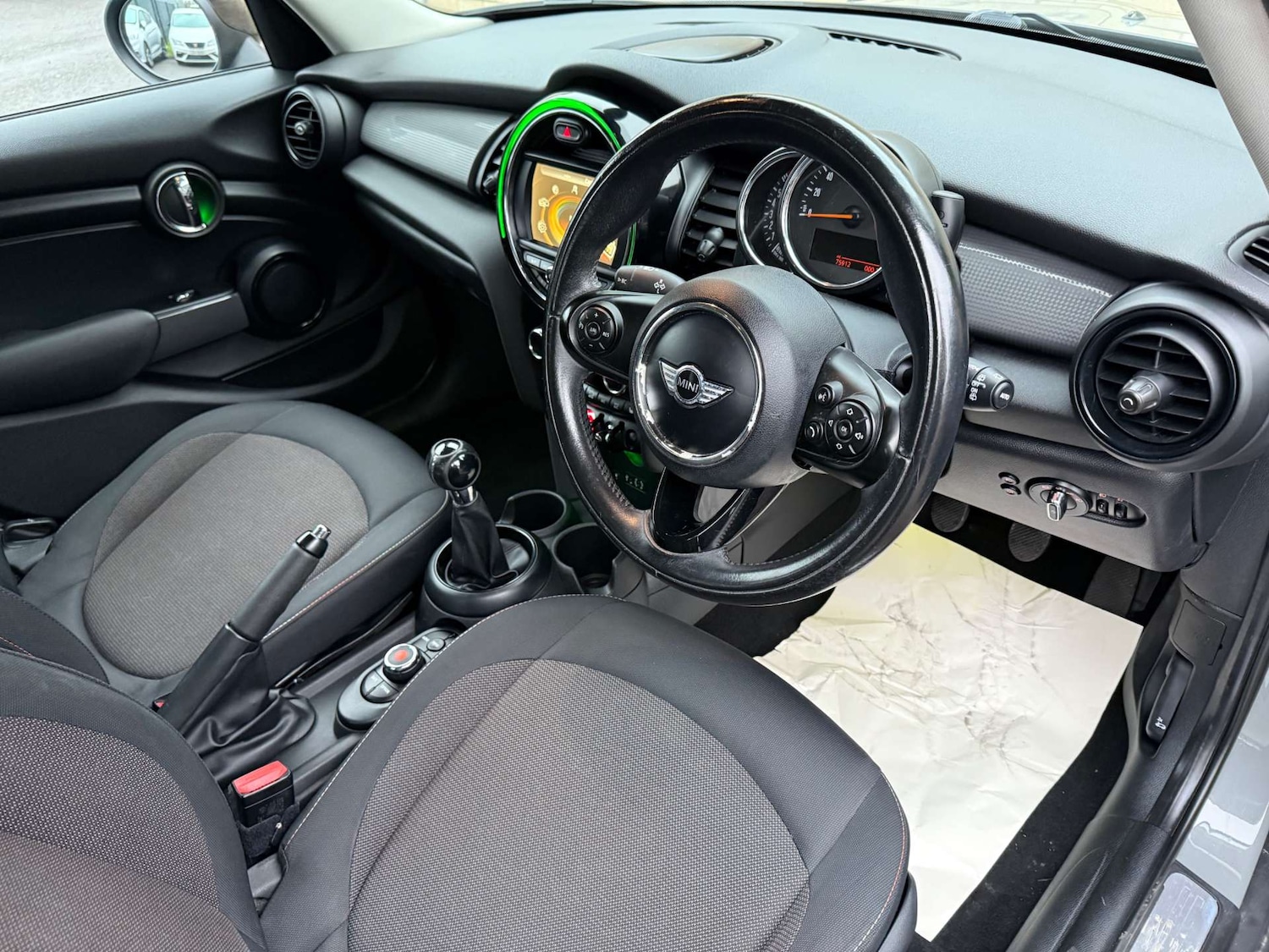 Used MINI Hatch 2015 for sale - 76921254: Photo 4