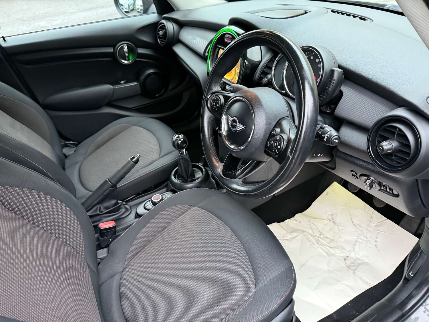 Used MINI Hatch 2015 for sale - 76921254: Photo 8