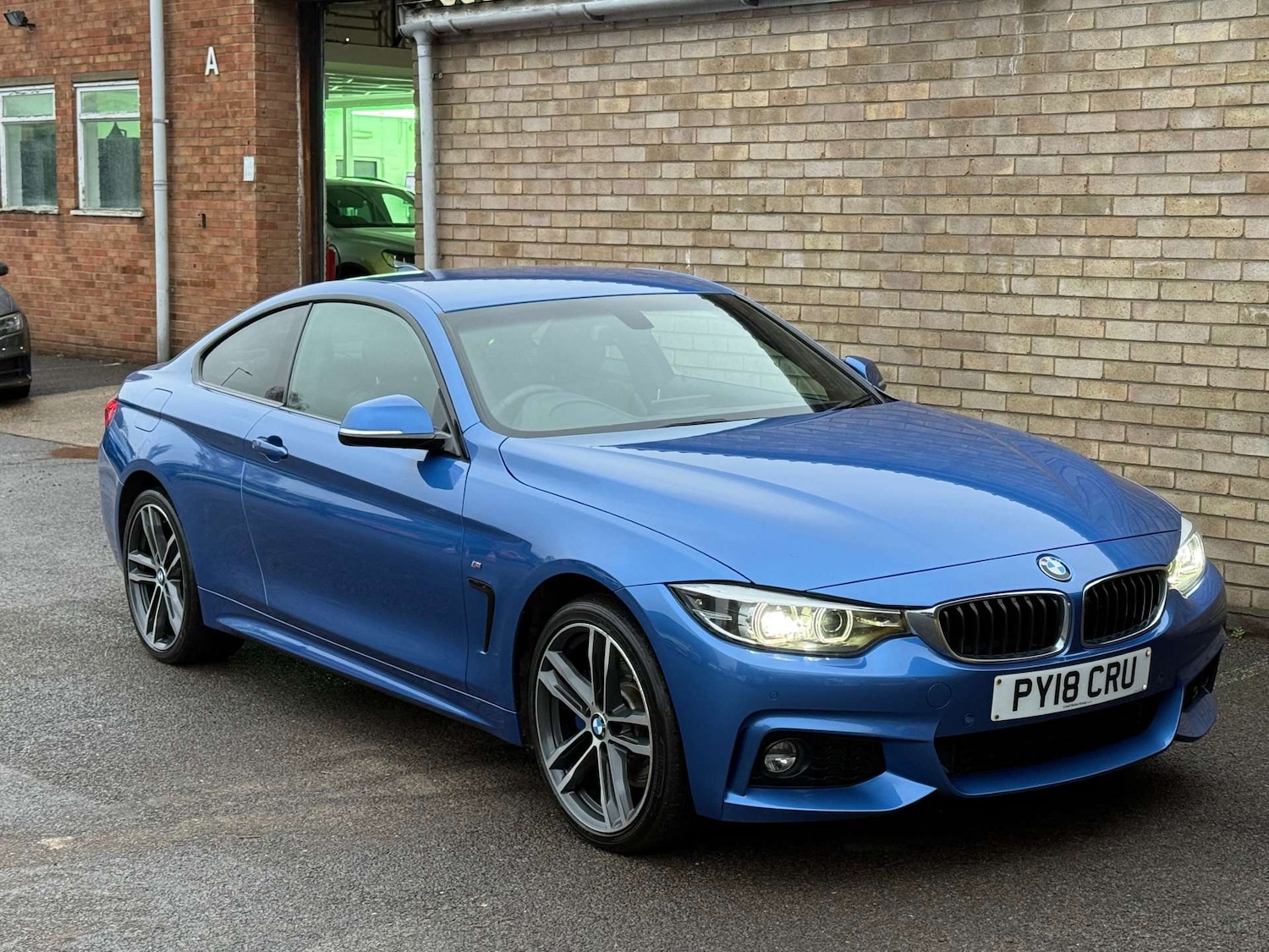 Used BMW 4 Series 2018 for sale - 77022439: Photo 4
