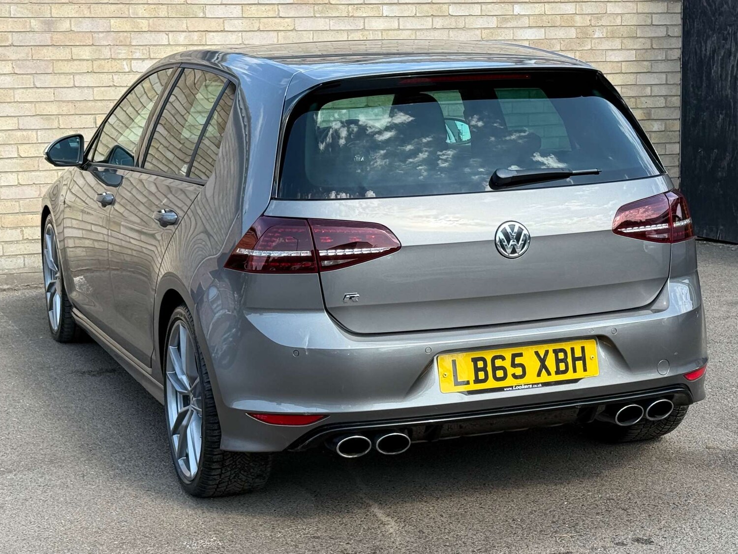 Vehicle 44
