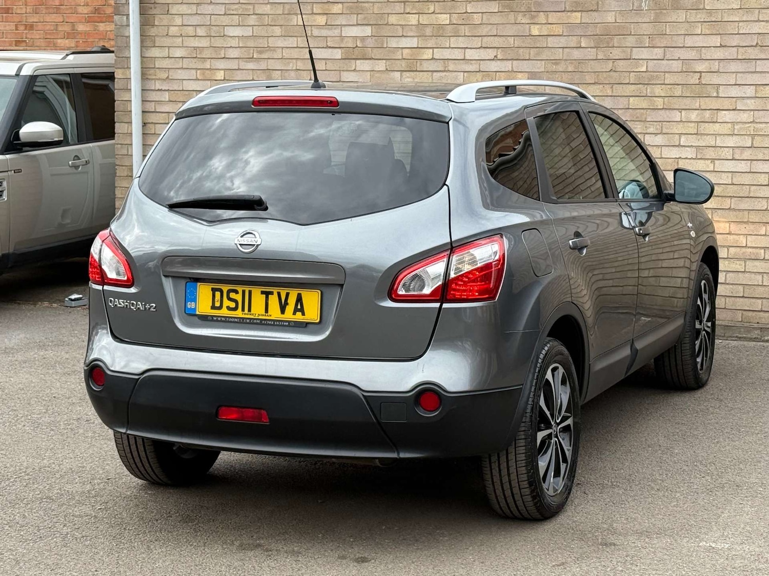 Vehicle 29