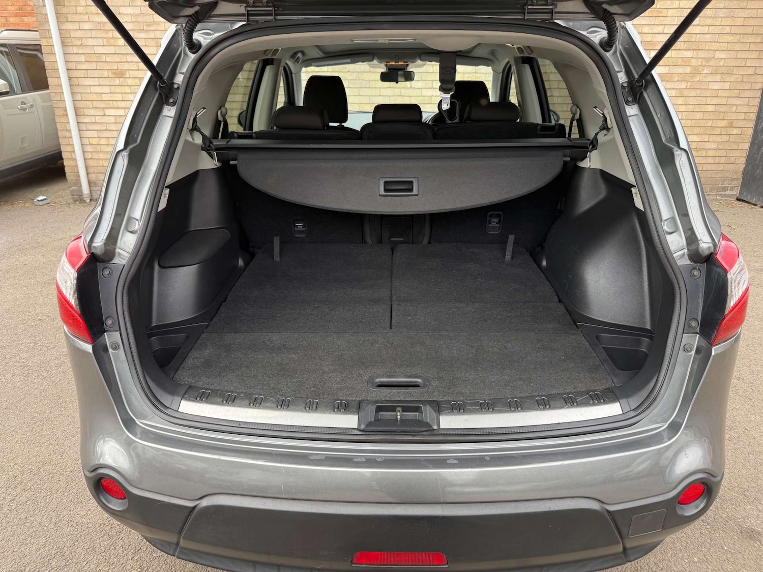 Vehicle 35