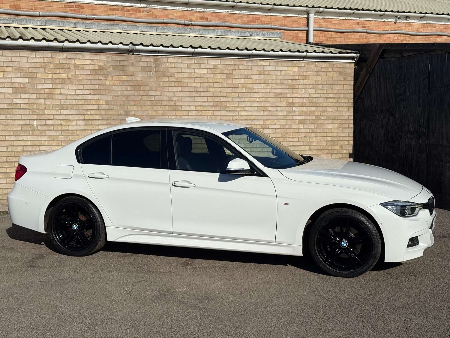 Used BMW 3 Series 2018 for sale - 76181539: Photo 38