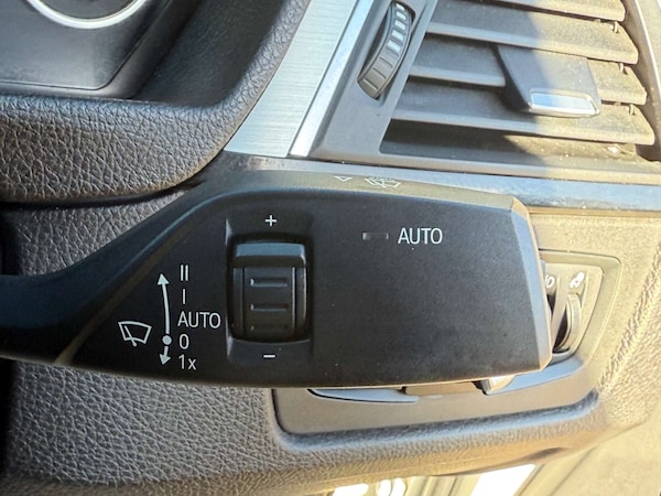 Used BMW 3 Series 2018 for sale - 76181539: Photo 50