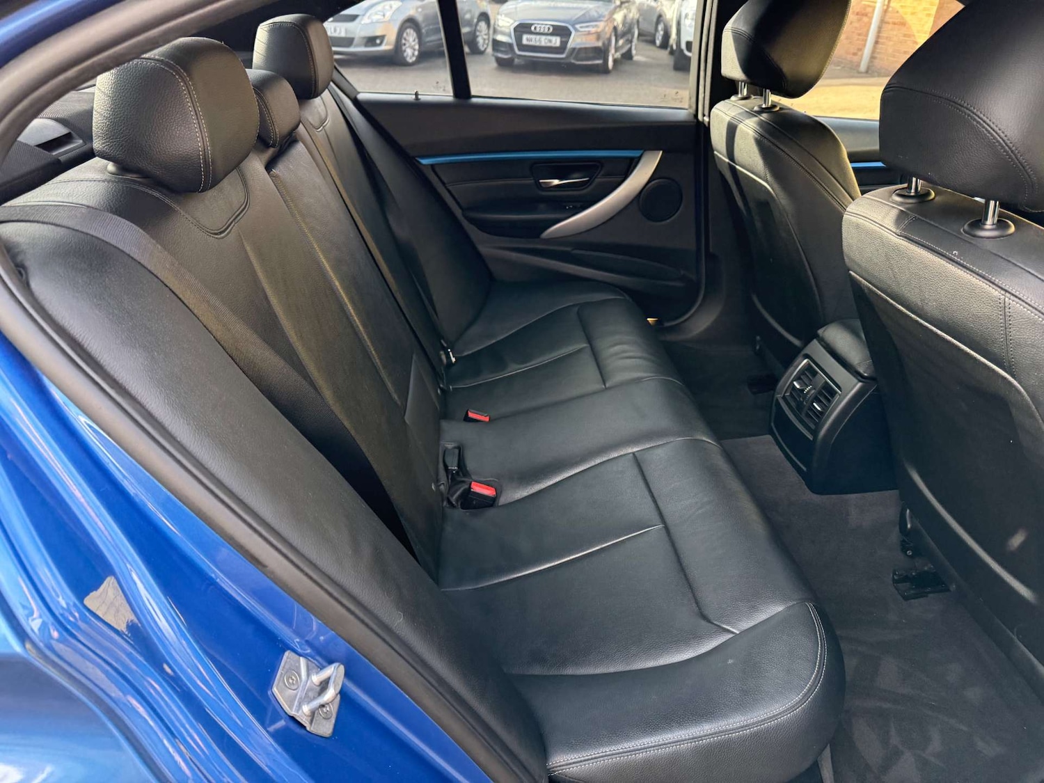 Used BMW 3 Series 2015 for sale - 77061761: Photo 24