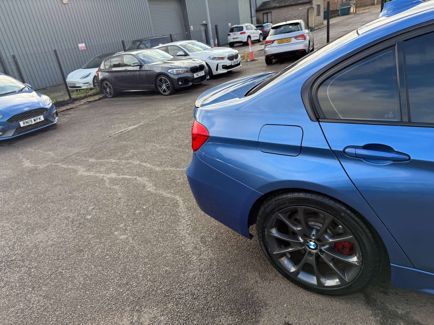 Used BMW 3 Series 2015 for sale - 77061761: Photo 64