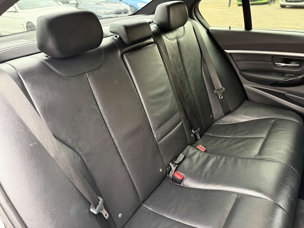 Used BMW 3 Series 2018 for sale - 76255894: Photo 35