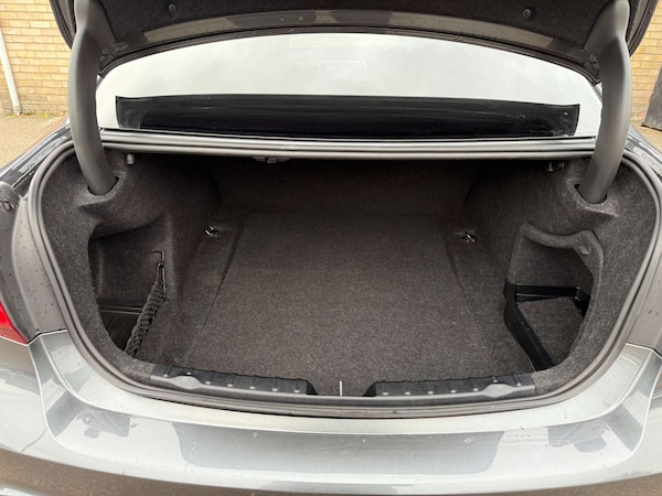 Used BMW 3 Series 2018 for sale - 76255894: Photo 40