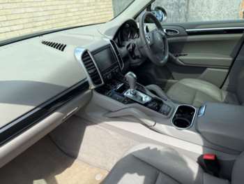 Used Porsche Cayenne 2013 for sale - 74772195: Photo