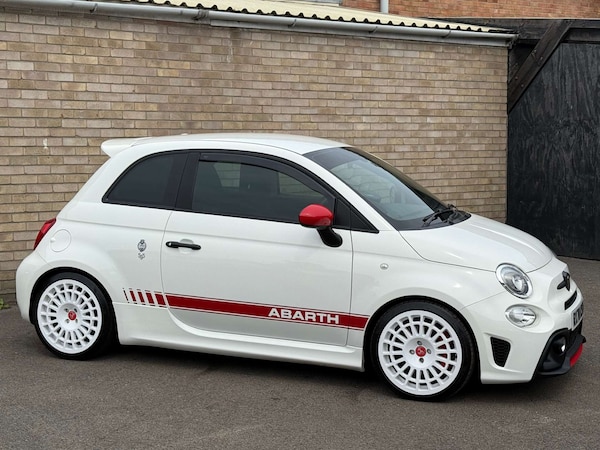 Used Abarth 595 2020 for sale - 75528424: Photo 24