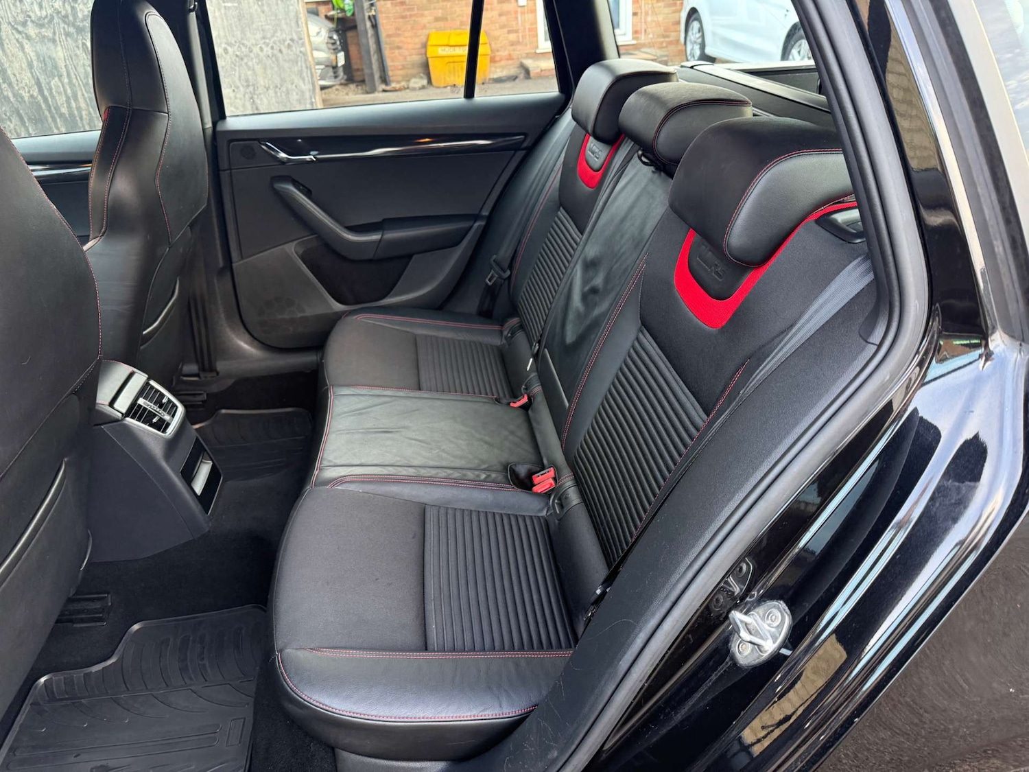 Used Skoda Octavia 2015 for sale - 76735841: Photo 37