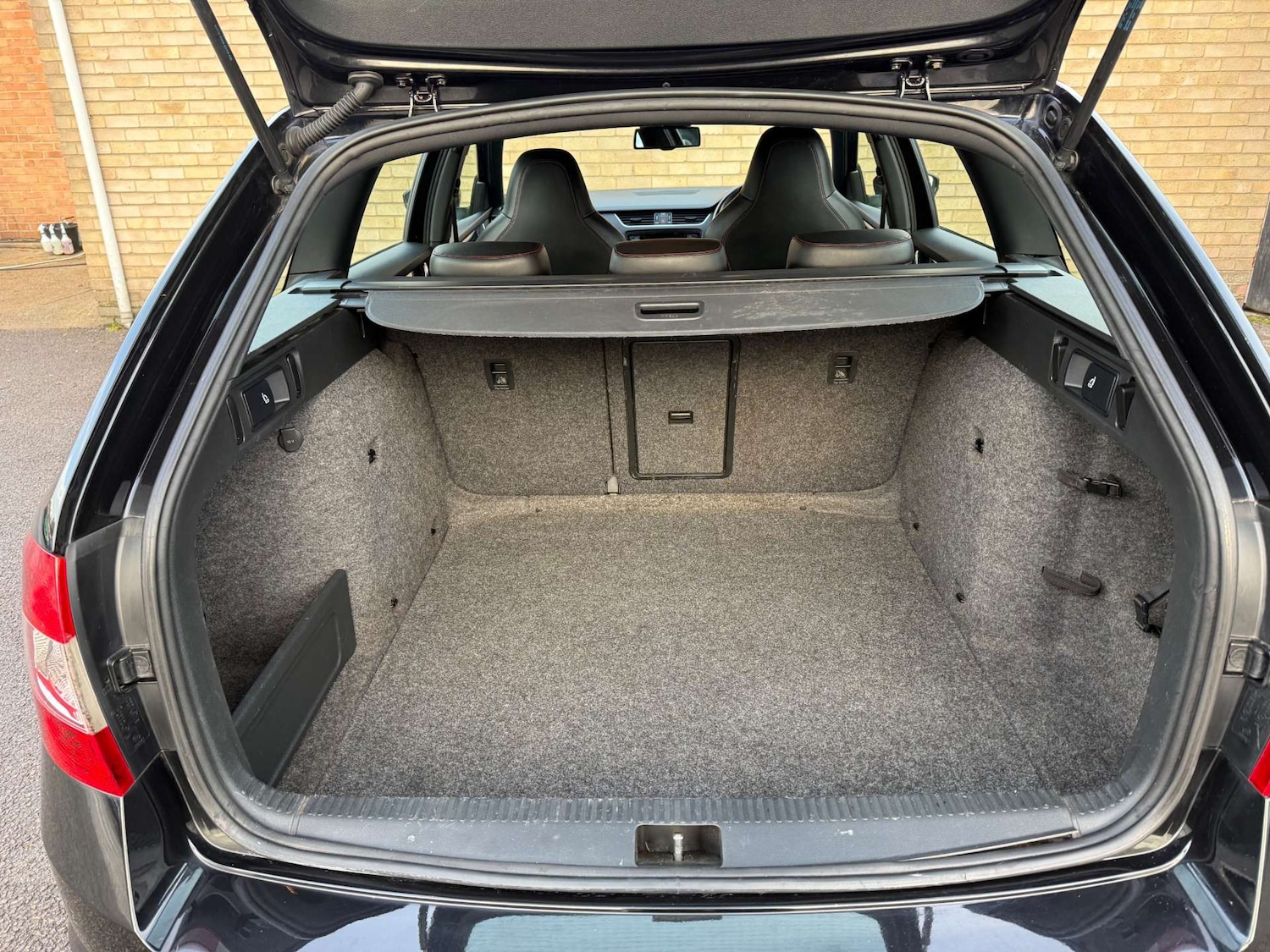 Used Skoda Octavia 2015 for sale - 76735841: Photo 43