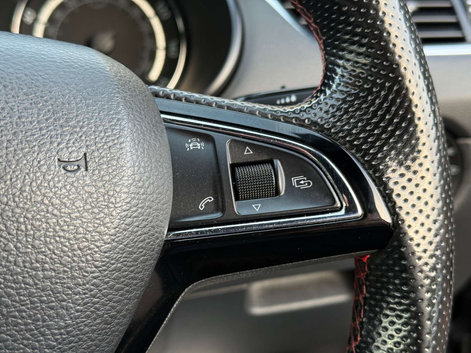 Used Skoda Octavia 2015 for sale - 76735841: Photo 53