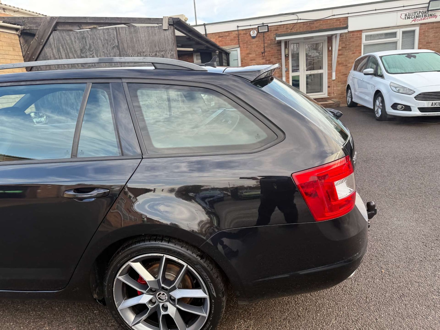 Used Skoda Octavia 2015 for sale - 76735841: Photo 75