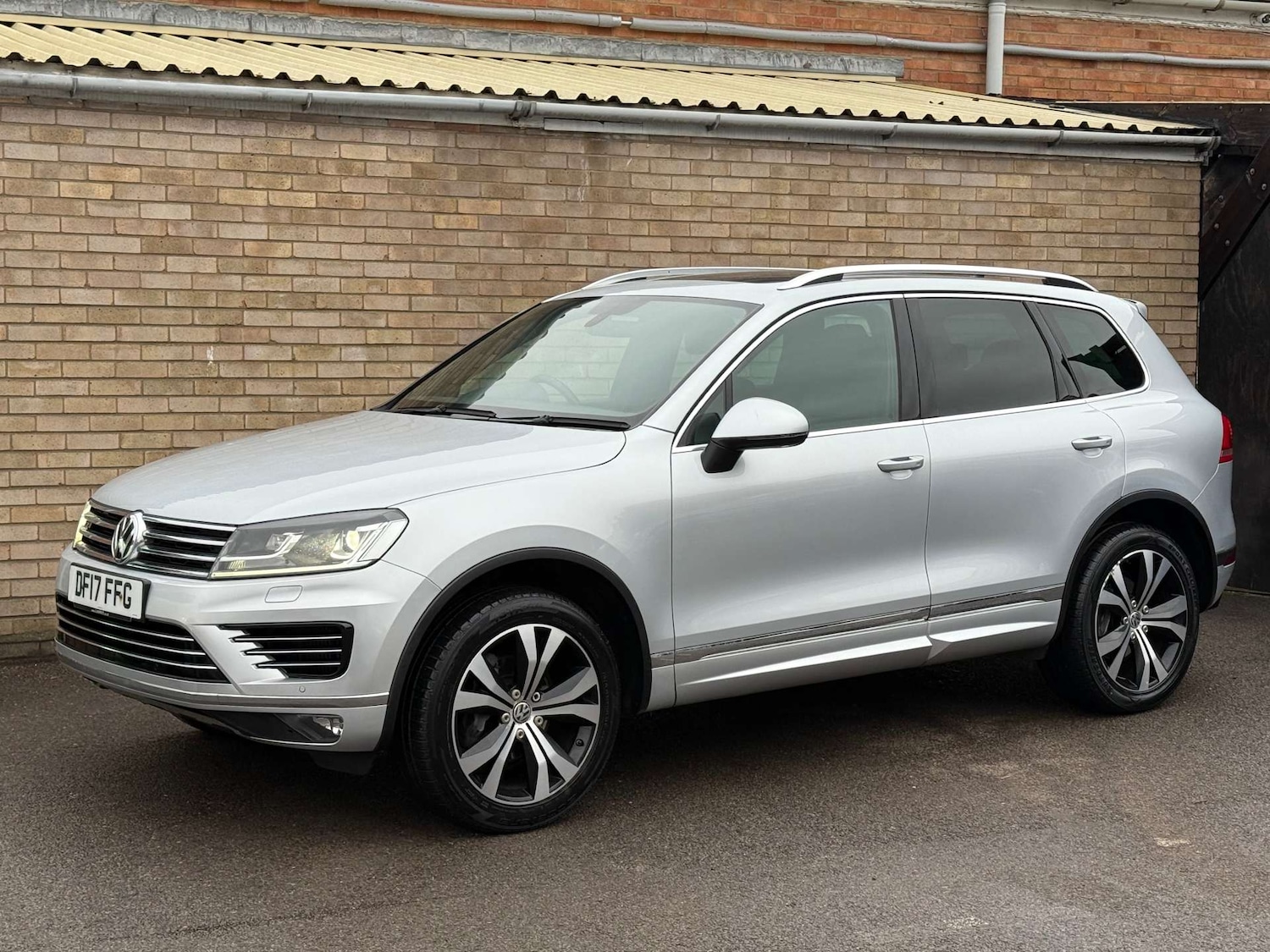 Used Volkswagen Touareg 2017 for sale - 77022440: Photo 15