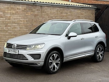 Used Volkswagen Touareg 2017 for sale - 77022440: Photo