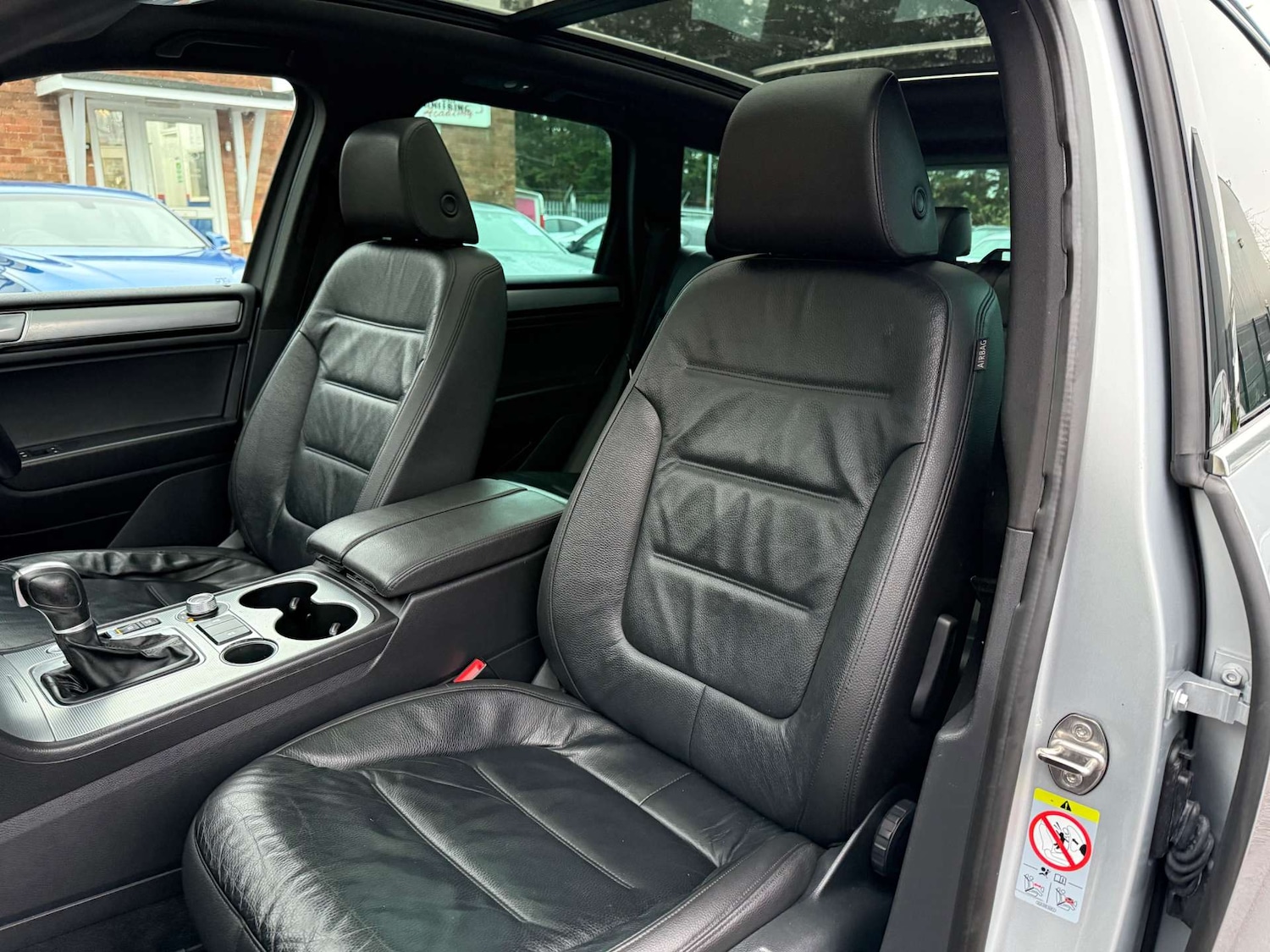 Used Volkswagen Touareg 2017 for sale - 77022440: Photo 26