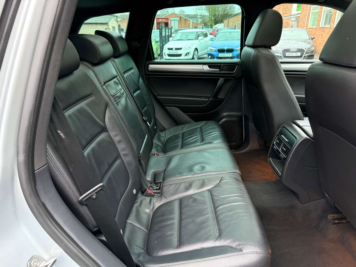 Used Volkswagen Touareg 2017 for sale - 77022440: Photo 29