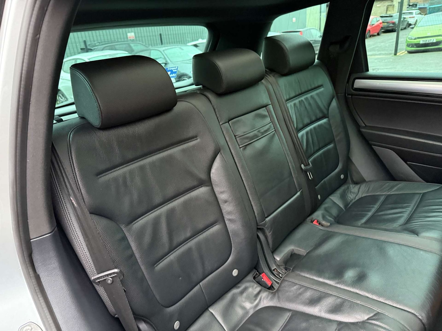 Used Volkswagen Touareg 2017 for sale - 77022440: Photo 30