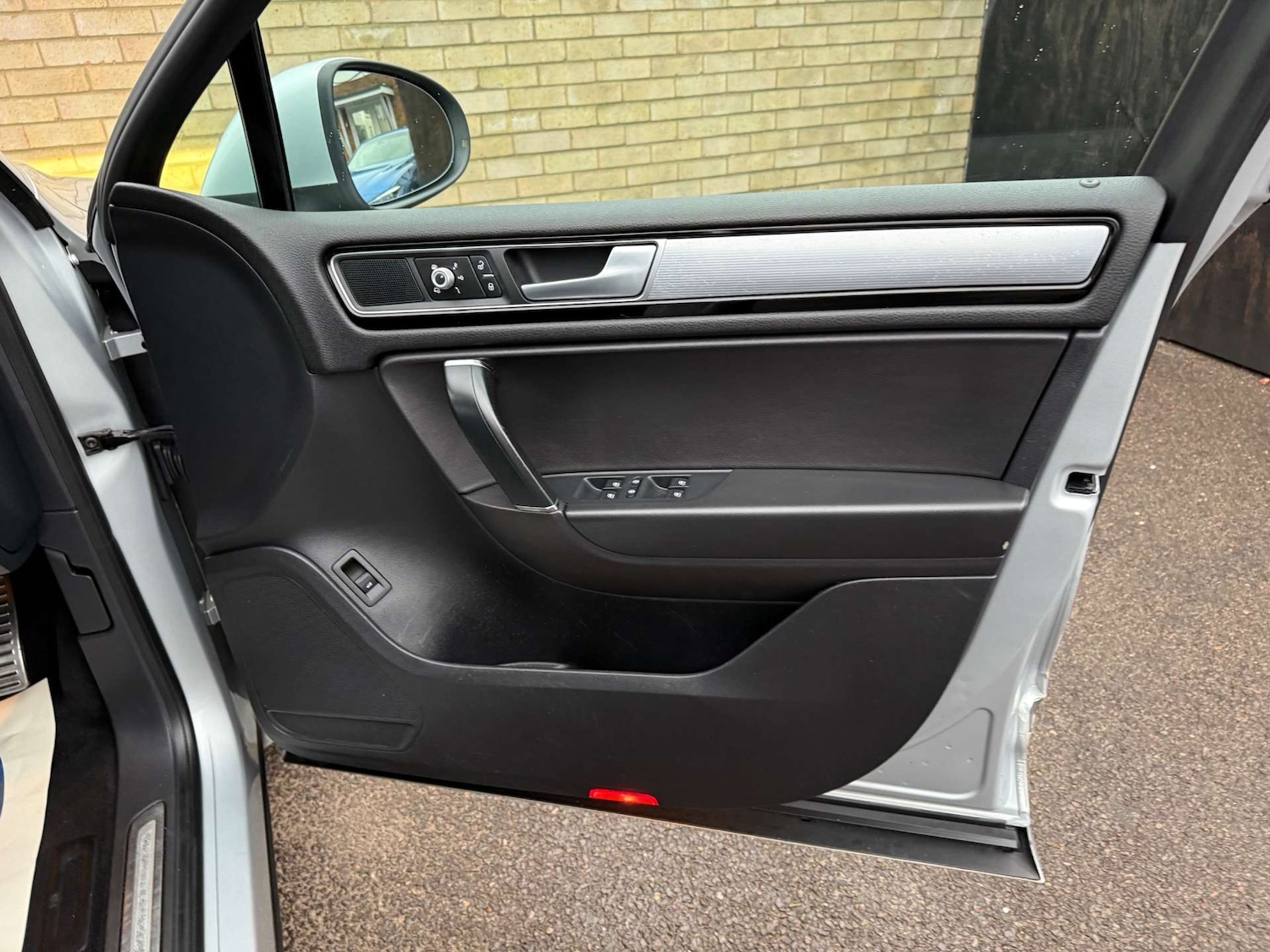 Used Volkswagen Touareg 2017 for sale - 77022440: Photo 43