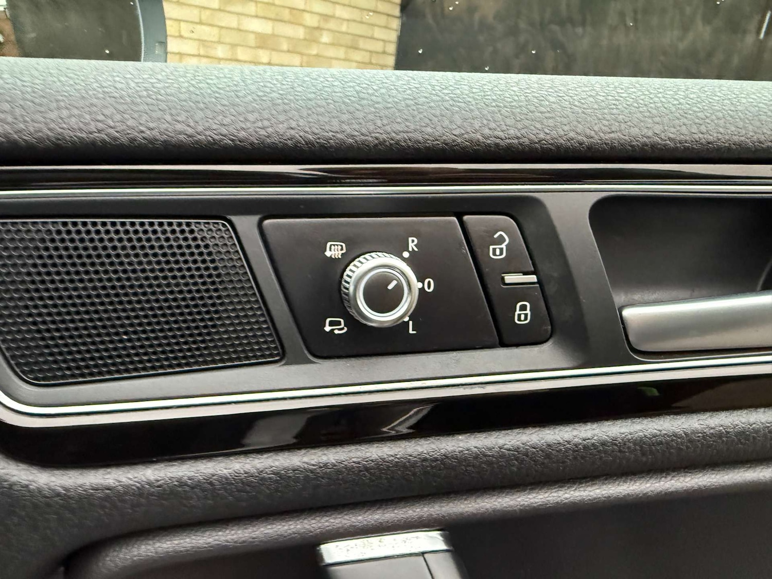 Used Volkswagen Touareg 2017 for sale - 77022440: Photo 44