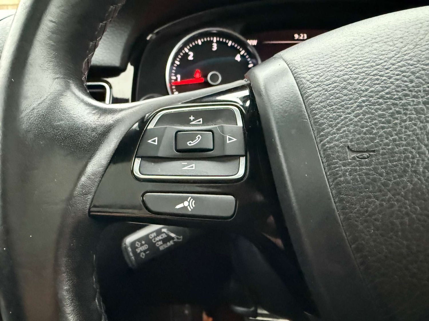 Used Volkswagen Touareg 2017 for sale - 77022440: Photo 52